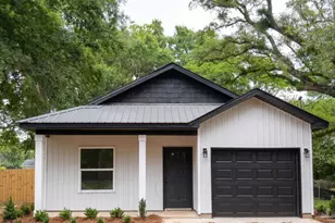 3502 W Cervantes, Pensacola, FL 32505 - Photo 2