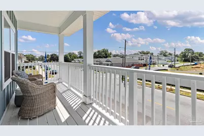 1390 W Zarragossa St, Pensacola, FL 32502 - Photo 4