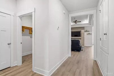 1928 Cambridge Park Dr, Gulf Breeze, FL 32563 - Photo 10