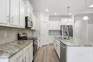 1928 Cambridge Park Dr, Gulf Breeze, FL 32563 - Photo 14