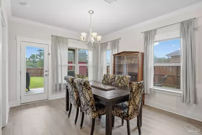 1928 Cambridge Park Dr, Gulf Breeze, FL 32563 - Photo 4