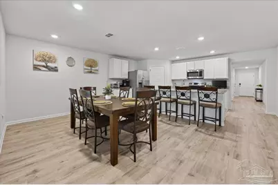6320 Burrow Ln, Pensacola, FL 32526 - Photo 2