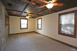 5705 Bronco Pl, Milton, FL 32570 - Photo 10