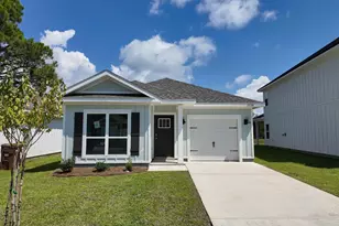 2138 Aqua St, Gulf Breeze, FL 32563 - Photo 1