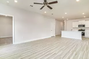 2138 Aqua St, Gulf Breeze, FL 32563 - Photo 4