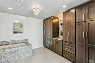 2040 Scenic Hwy, Pensacola, FL 32503 - Photo 18