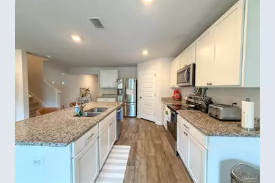 5469 Merlin Way, Milton, FL 32583 - Photo 8