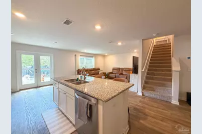 5469 Merlin Way, Milton, FL 32583 - Photo 10