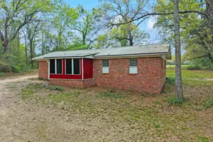 6050 W Hwy 4, Century, FL 32535 - Photo 1