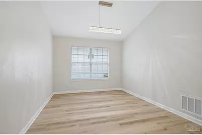 809 Bunting Ct, Cantonment, FL 32533 - Photo 8