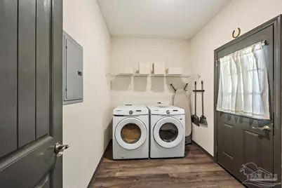 301 Dwight Ave, Pensacola, FL 32507 - Photo 24