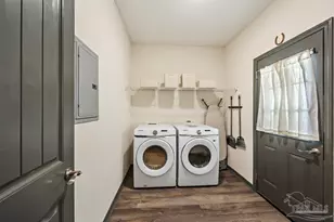 301 Dwight Ave, Pensacola, FL 32507 - Photo 28