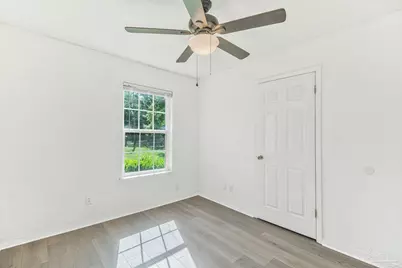 4285 Lindsay Ln, Pace, FL 32571 - Photo 6