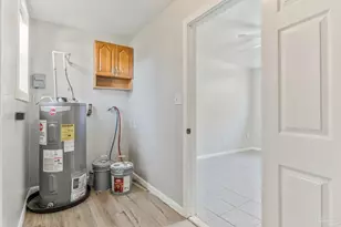 603 New York Dr, Pensacola, FL 32505 - Photo 12