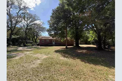 5919 Mitchell Ln, Pensacola, FL 32526 - Photo 2