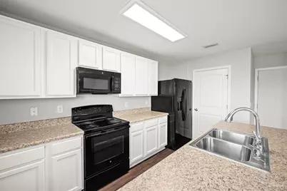 2238 Waltham St, Pensacola, FL 32505 - Photo 8