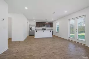 5894 Blackhorse Cir, Pensacola, FL 32526 - Photo 14