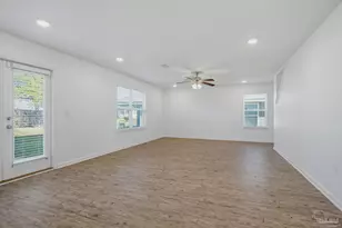 5894 Blackhorse Cir, Pensacola, FL 32526 - Photo 20