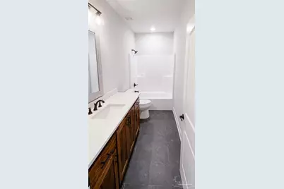 7409 Forestwood Dr, Milton, FL 32570 - Photo 10