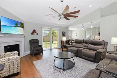 1170 Finch Dr, Gulf Breeze, FL 32563 - Photo 6