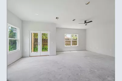 2192 N Wind Trace Rd, Navarre, FL 32566 - Photo 12