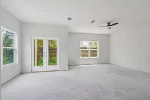 2192 N Wind Trace Rd, Navarre, FL 32566 - Photo 12