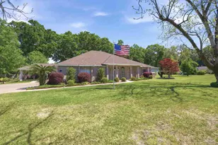 4552 Peaden Rd, Pace, FL 32571 - Photo 2