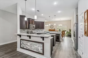 1911 Ladybird Ln, Gulf Breeze, FL 32563 - Photo 10