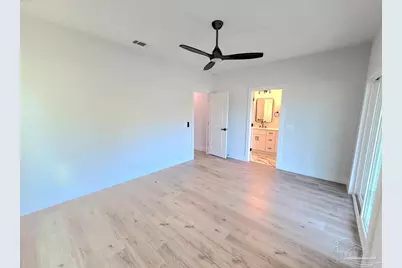 305 N Pace Blvd #B, Pensacola, FL 32505 - Photo 20