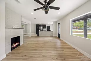 1504 Baylen St, Pensacola, FL 32501 - Photo 10