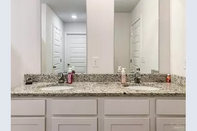 7368 Lakeside Oak Ct, Pensacola, FL 32526 - Photo 14