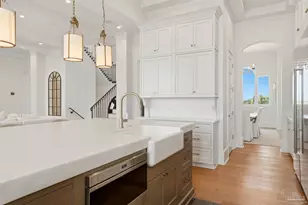 12 Wharf Ave, Pensacola, FL 32502 - Photo 8