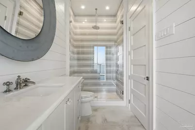 12 Wharf Ave, Pensacola, FL 32502 - Photo 32