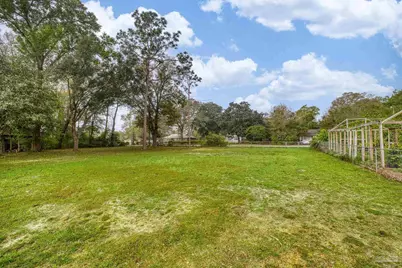 3013 Christine St, Pensacola, FL 32526 - Photo 40