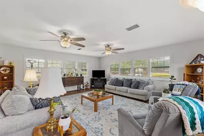 3013 Christine St, Pensacola, FL 32526 - Photo 16