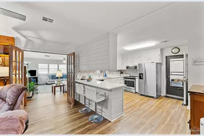 3013 Christine St, Pensacola, FL 32526 - Photo 8