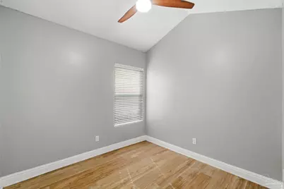 514 W Strong St, Pensacola, FL 32501 - Photo 18
