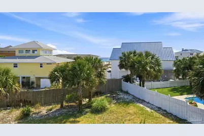 1302 Maldonado Dr, Pensacola Beach, FL 32561 - Photo 36