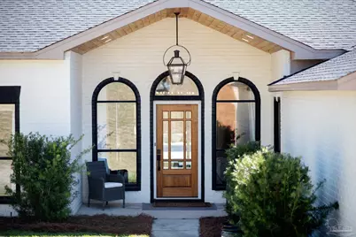 121 Villacrest Dr, Crestview, FL 32536 - Photo 2