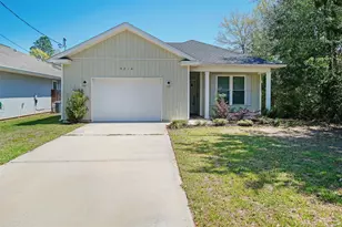 5214 Arrowhead Rd, Pensacola, FL 32507 - Photo 1
