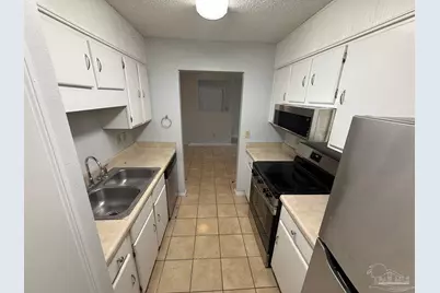 3410 Green Briar Ct #1, Gulf Breeze, FL 32563 - Photo 8