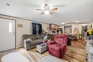 3338 Bob Tolbert Rd, Navarre, FL 32566 - Photo 6