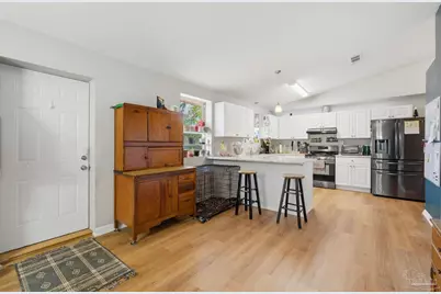 100 Woodland Ave, Cantonment, FL 32533 - Photo 14