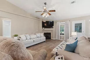 2746 Terry Cove Dr, Milton, FL 32583 - Photo 10