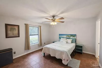 2201 Scenic Hwy #1A, Pensacola, FL 32503 - Photo 2