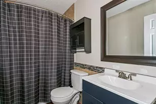 4720 Kitty Hawk Cir, Gulf Breeze, FL 32563 - Photo 16