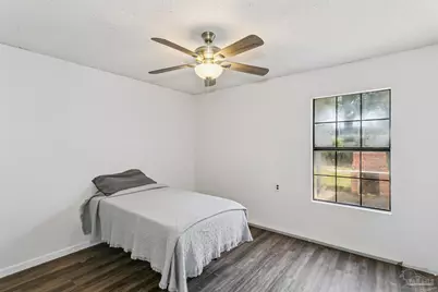 4720 Kitty Hawk Cir, Gulf Breeze, FL 32563 - Photo 14