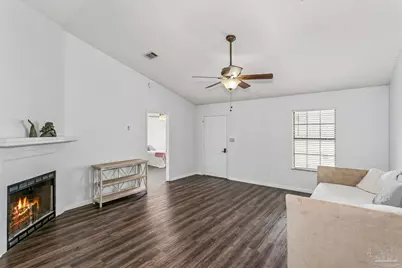 4720 Kitty Hawk Cir, Gulf Breeze, FL 32563 - Photo 4