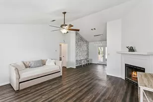 4720 Kitty Hawk Cir, Gulf Breeze, FL 32563 - Photo 1