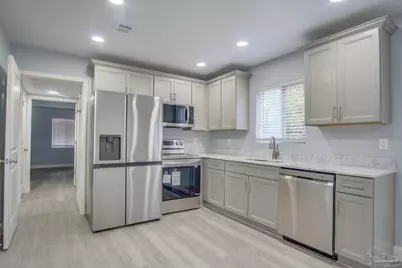 114 Altamont Rd, Pensacola, FL 32503 - Photo 8